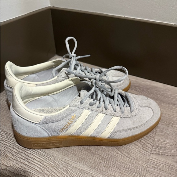Adidas Gender Inclusive Handball Spezial sneakers (Gray & Cream with Gum Soles) - Picture 1 of 3